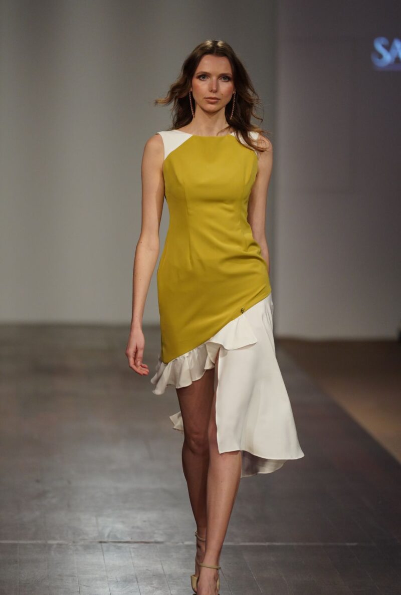 Vestido Mostaza y Blanco